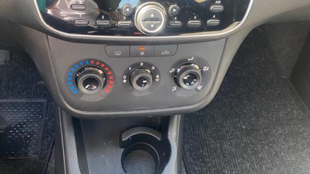 Fiat-Punto-Easy-2018-6